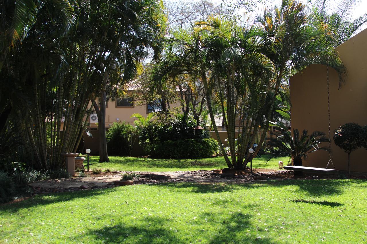 Micasa Sucasa Guesthouse Lephalale エクステリア 写真